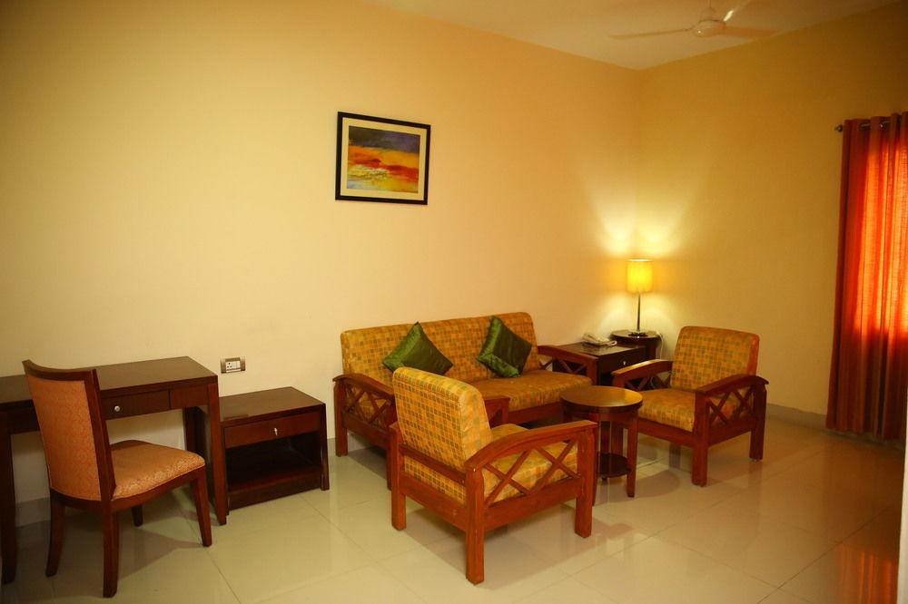 Oyo Townhouse 9 Hitech City Hyderabad Exterior foto